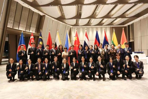 四川外国语大学翻译学院“V小青”志愿者服务第九届中国—东盟动植物检疫与食品安全（SPS）合作部长级会议